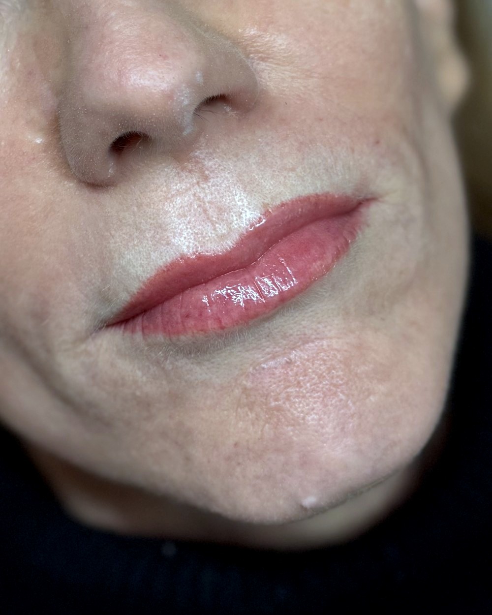 Lip blush
